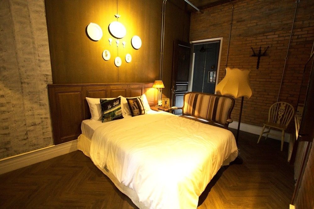 Oneday Hostel Sukhumvit 26 曼谷 外观 照片