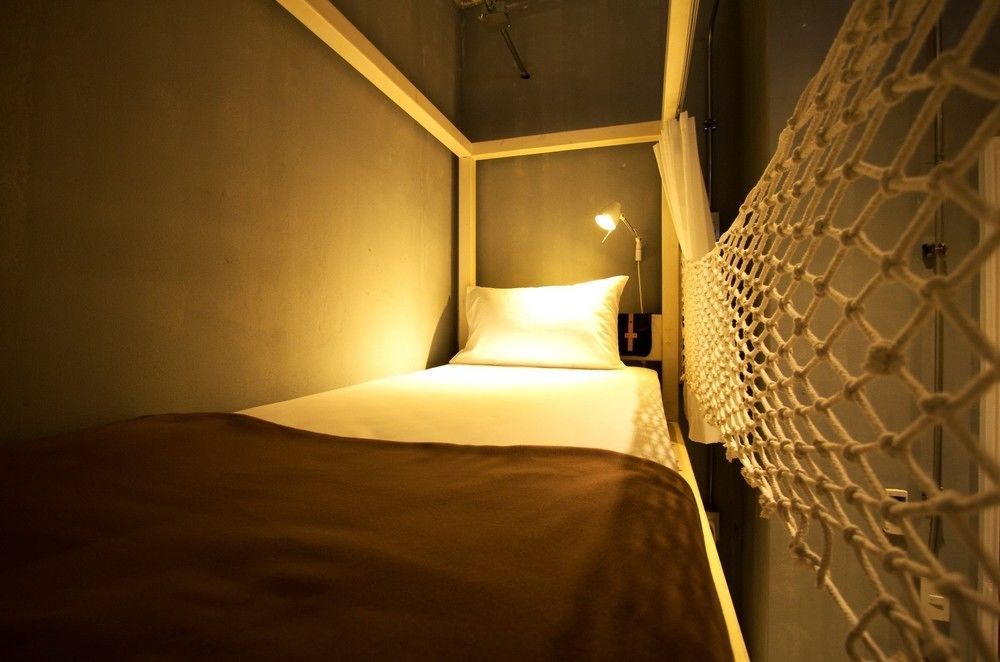 Oneday Hostel Sukhumvit 26 曼谷 外观 照片