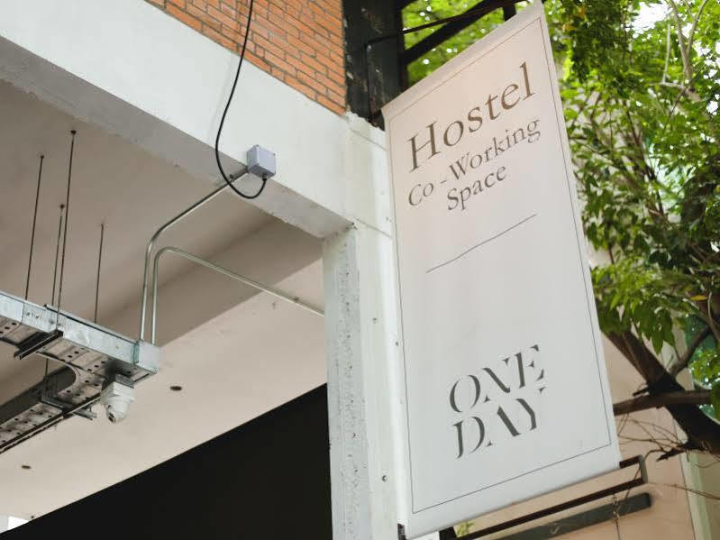Oneday Hostel Sukhumvit 26 曼谷 外观 照片