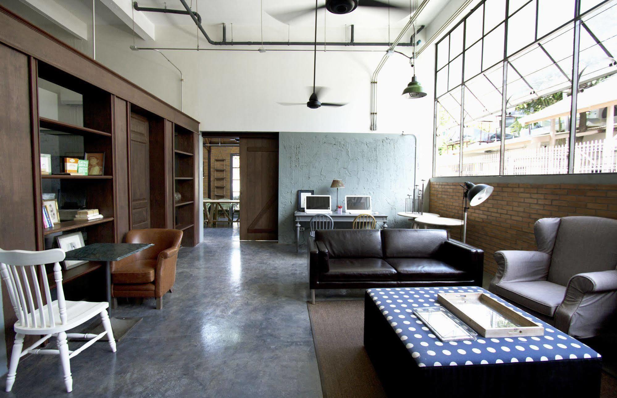 Oneday Hostel Sukhumvit 26 曼谷 外观 照片