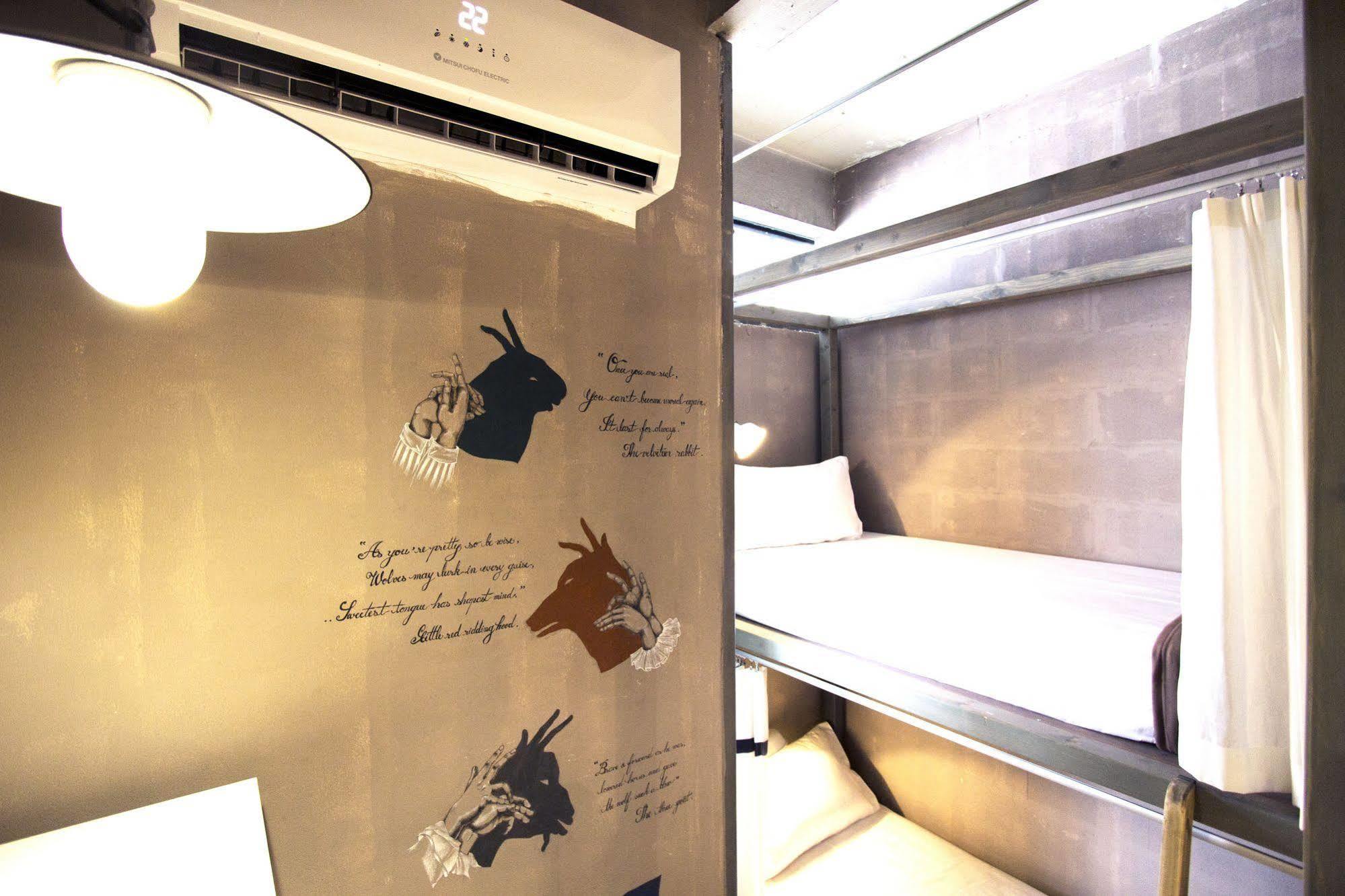 Oneday Hostel Sukhumvit 26 曼谷 外观 照片